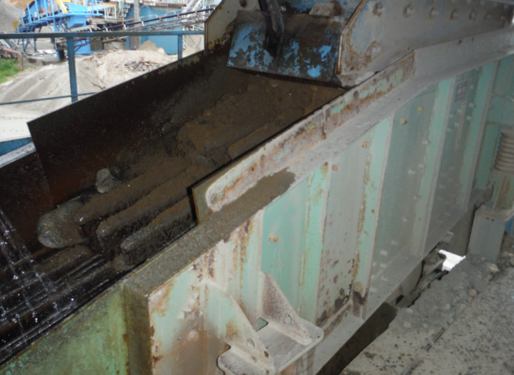 グリズリーフィーダー