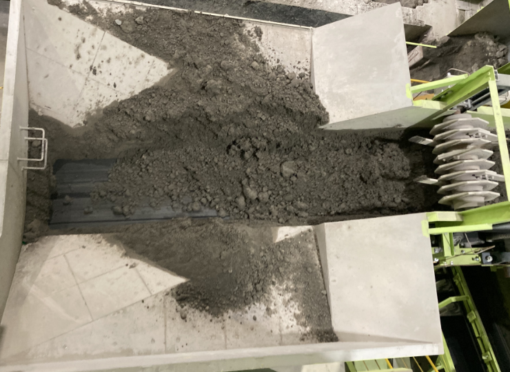 ベルトフィーダー